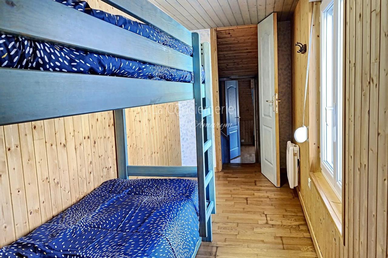 Am 57 - The Blue House Villa Ault Eksteriør bilde