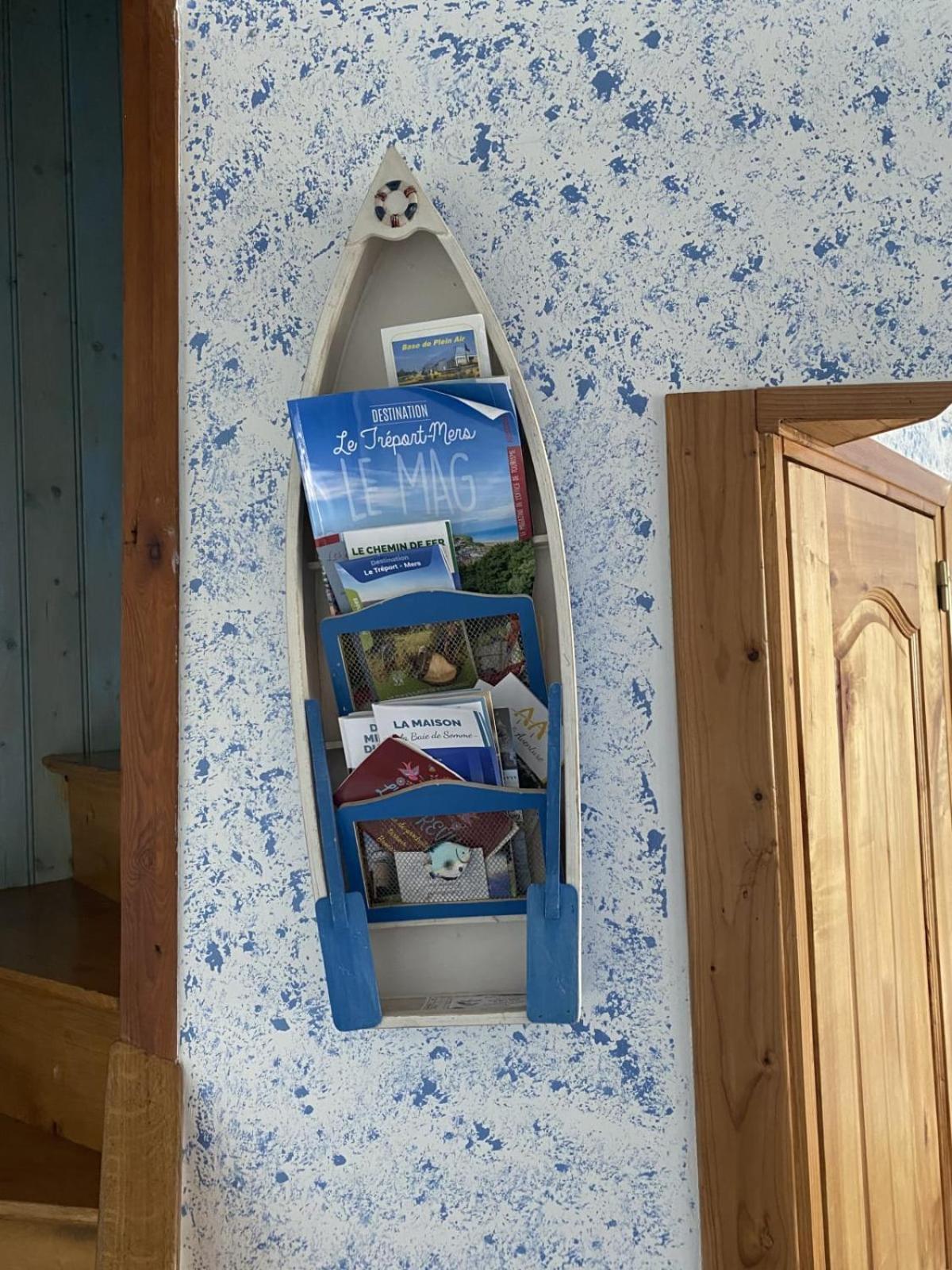 Am 57 - The Blue House Villa Ault Eksteriør bilde